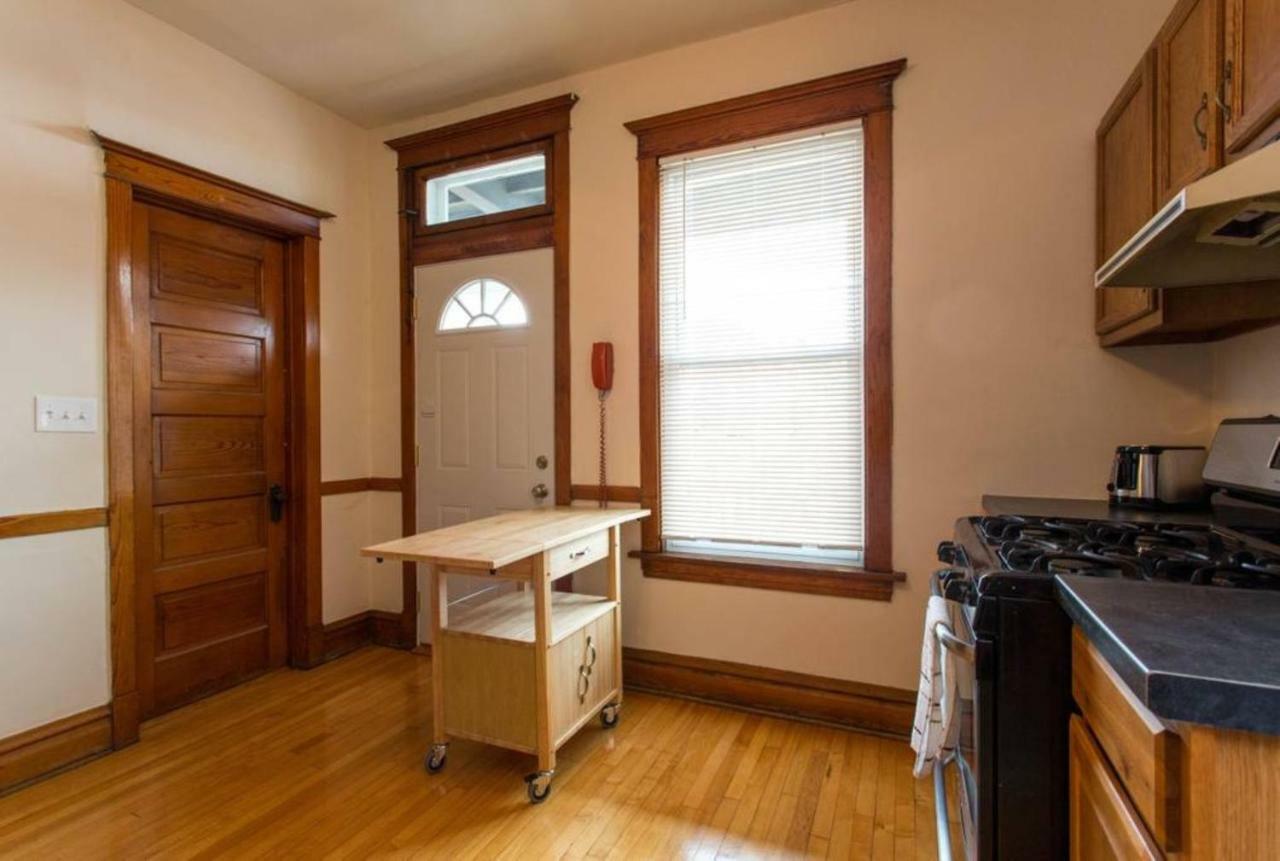 Appartamento Wrigley Oasis! Steps From The Field! - 3Bd 1Ba Chicago Esterno foto