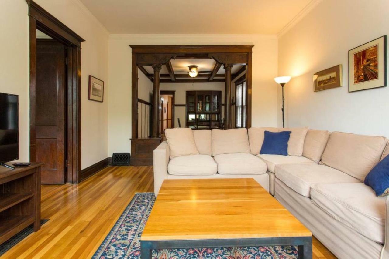 Appartamento Wrigley Oasis! Steps From The Field! - 3Bd 1Ba Chicago Esterno foto