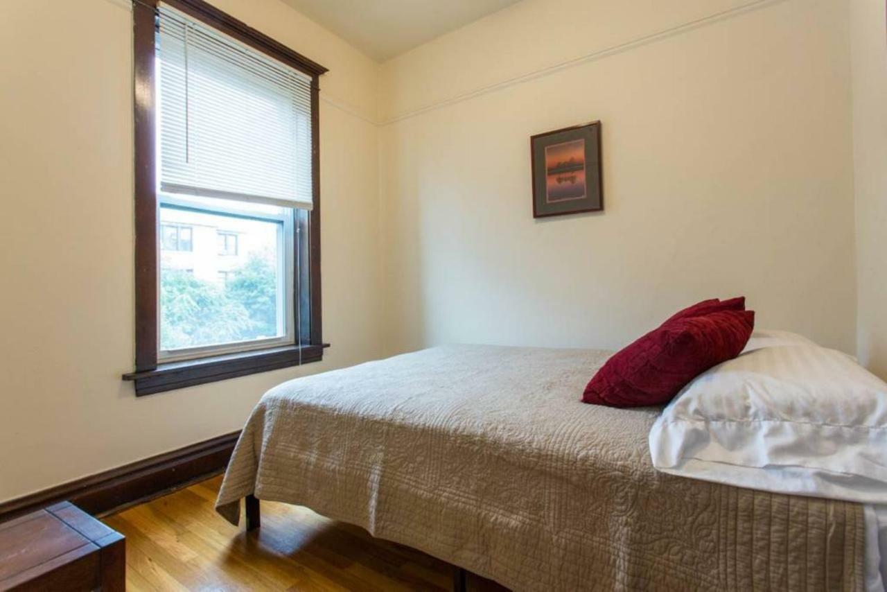 Appartamento Wrigley Oasis! Steps From The Field! - 3Bd 1Ba Chicago Esterno foto